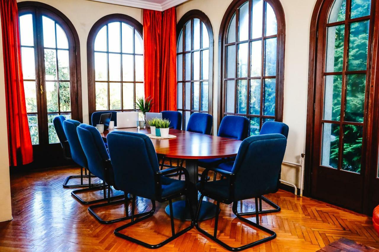 Co-Housing Community Hotel Budakalász Kültér fotó