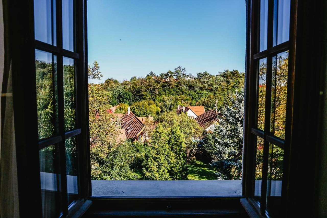 Co-Housing Community Hotel Budakalász Kültér fotó